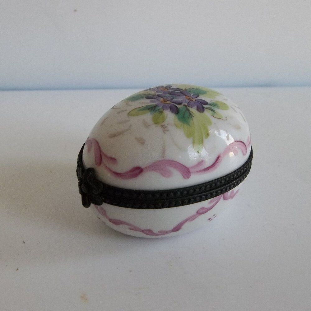 Limoges Trinket Jewelry Box Egg Shaped Antique Peint Main Signed MC Site Corot